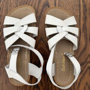 The Salt Water Original Kids Sandals in White - SIZE 2